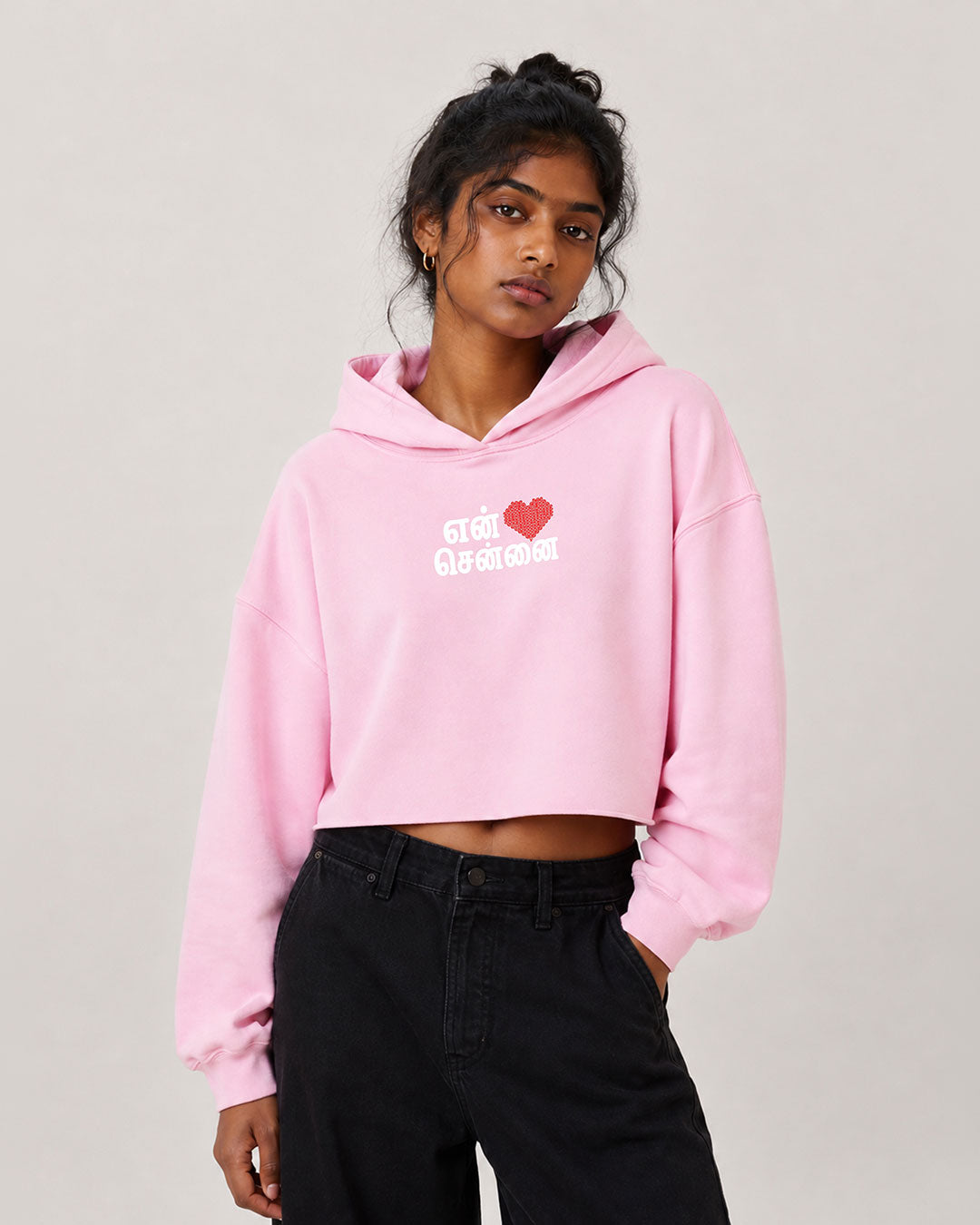 En Chennai | Pink Cropped Hoddie